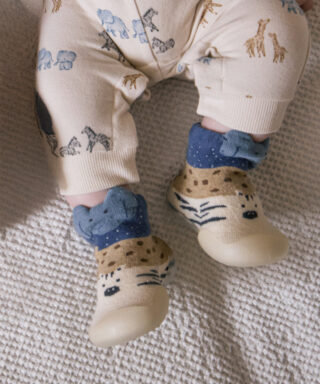 Calcetín con suela antideslizante BIEGE Y AZUL