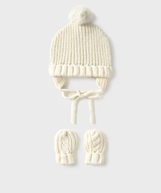 Conjunto de gorro y manoplas CRUDO