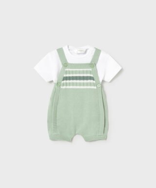 Peto de punto con camiseta VERDE  Y BLANCO