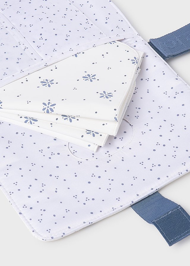 Portadocumentos con cambiador impermeable BLANCO Y AZUL 3 Portadocumentos con cambiador impermeable BLANCO Y AZUL - Imagen 2