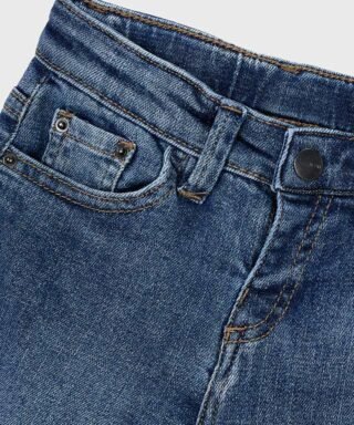 26 00540 081 L 6Carla Lozano armario de macarena penarandaCarla Lozano armario de macarena penaranda mayoral