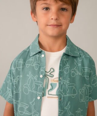 Camisa m/c con ´Vespas´ VERDE ALGA 10 26 03115 026 L 2Carla Lozano armario de macarena penarandaCarla Lozano armario de macarena penaranda mayoral