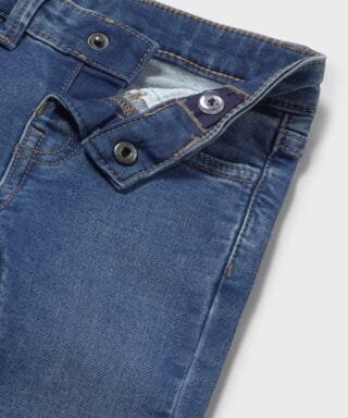 Pantalón vaquero Slim Fit MEDIO 6 26 01522 056 L 6Carla Lozano armario de macarena penarandaCarla Lozano armario de macarena penaranda mayoral