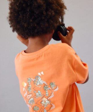 Camiseta m/c con dibujo ´Playmobil´ NARANJA 7 26 03078 071 L 2Carla Lozano armario de macarena penarandaCarla Lozano armario de macarena penaranda mayoral