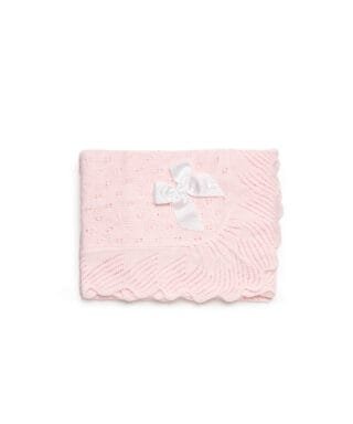 Toquilla calada con volantes y lazo ROSA