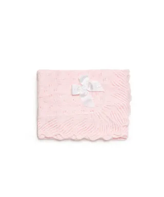 Toquilla calada con volantes y lazo ROSA