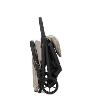 Silla ligera Clap 3 BEIGE 21 silla ligera clap 3 7Carla Lozano armario de macarena penaranda salamanca silla ligera jane