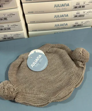 Ranita de punto con pompones VISÓN