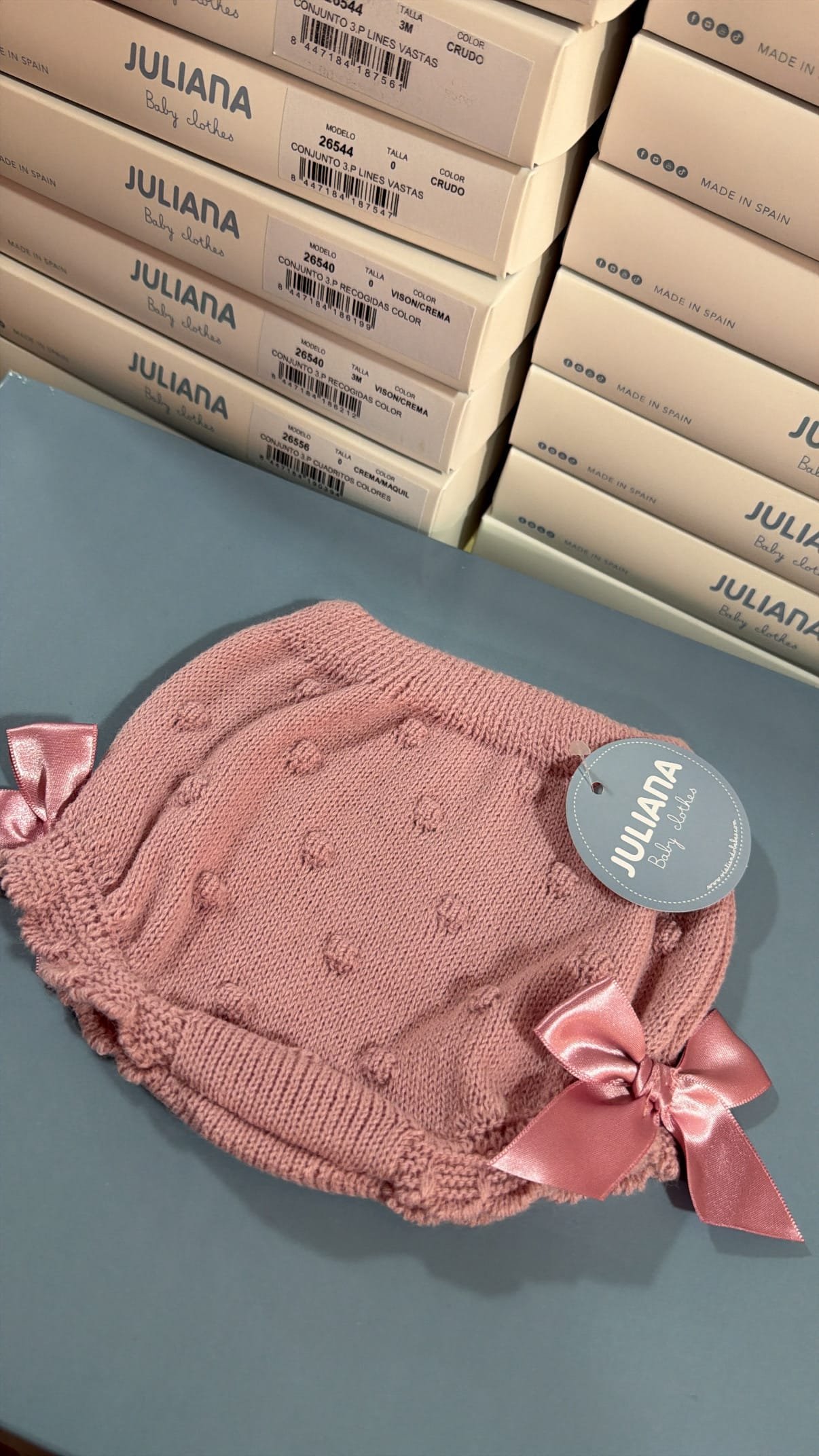 Ranita de punto con lazos ROSA MAQUILLAJE 3 Ranita de punto con lazos ROSA MAQUILLAJE